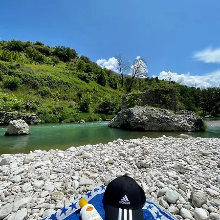 בית הארחה Panoramic View Xhanari