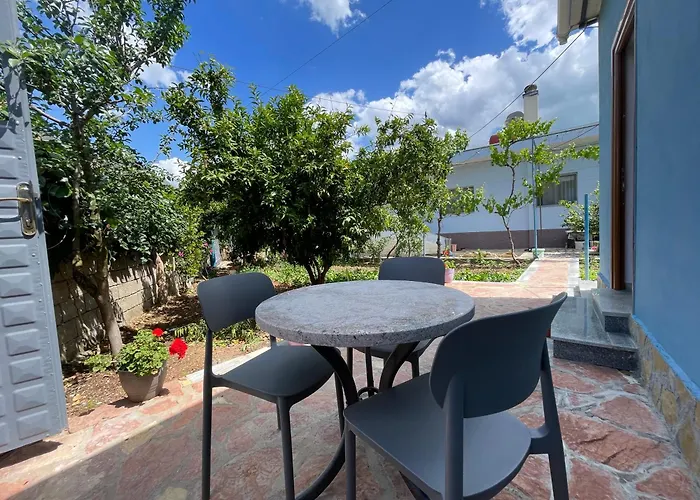 Πανσιόν Panoramic View Xhanari 3*